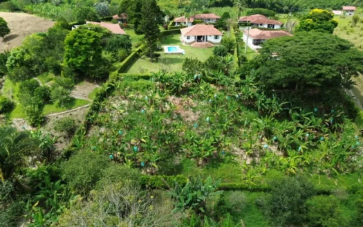 Casa Campestre en Venta en Pantanillo – Vía Armenia – Montenegro