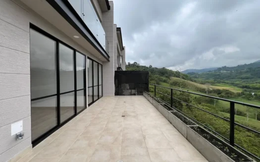 Casa campestre en venta en Armenia Quindío – Conjunto exclusivo en Avenida Centenario